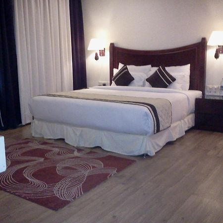 Green Earth Gurgaon Room photo
