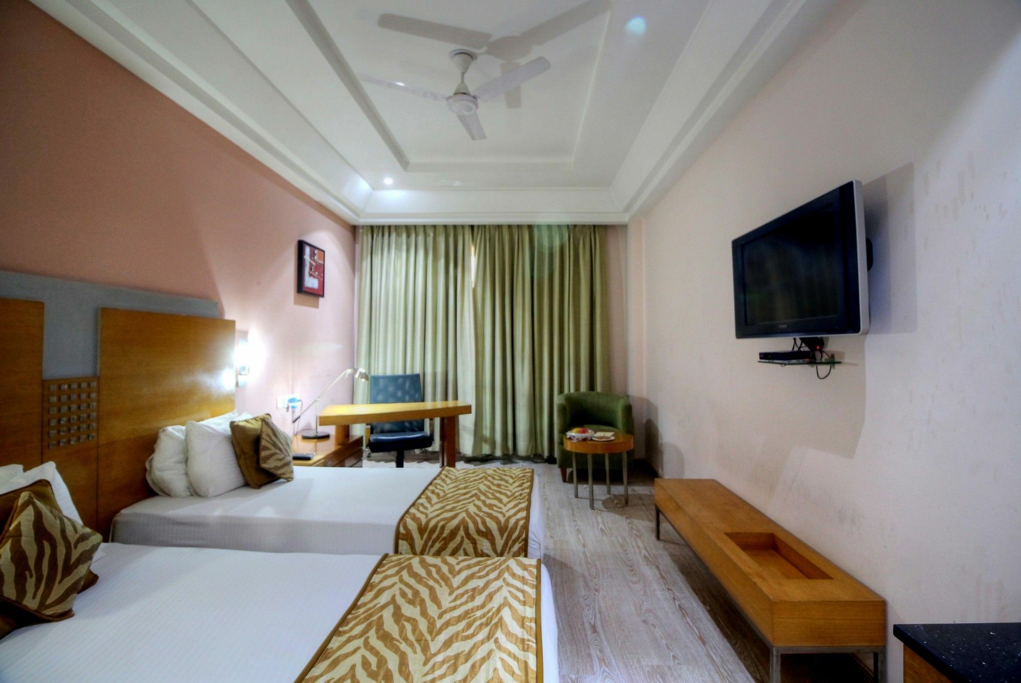 Green Earth Gurgaon Exterior photo